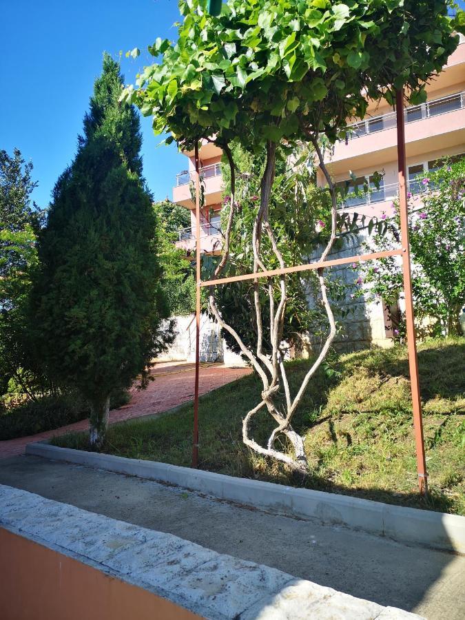 Complex Karia III Apartment Kavarna Exterior photo