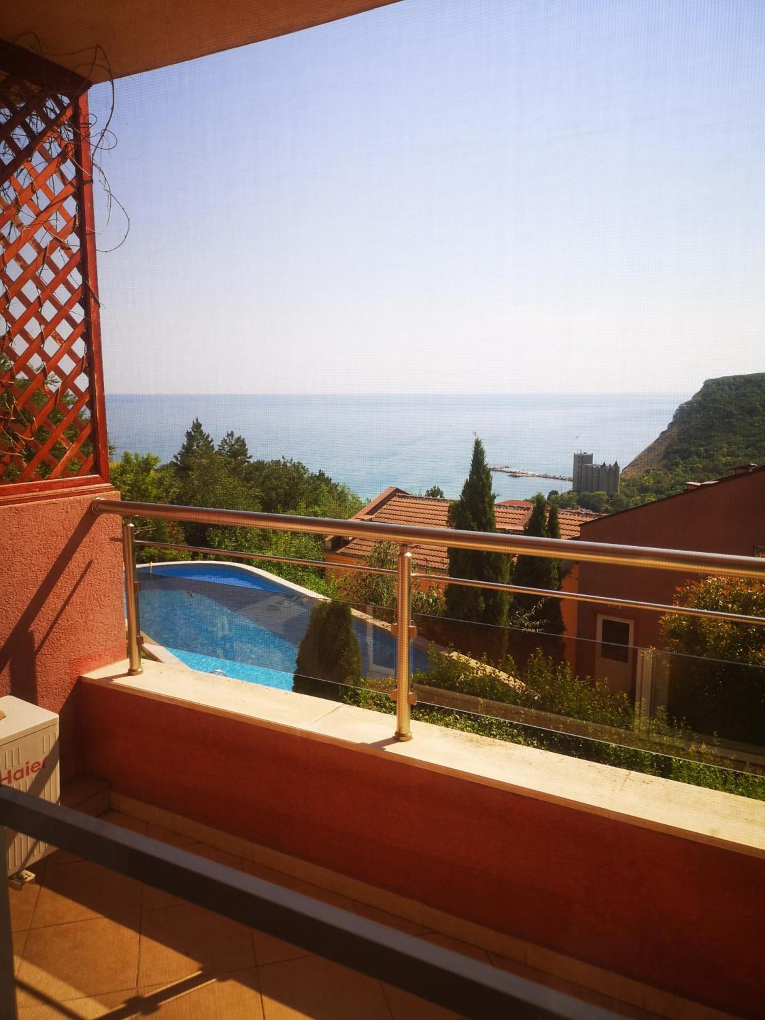 Complex Karia III Apartment Kavarna Exterior photo