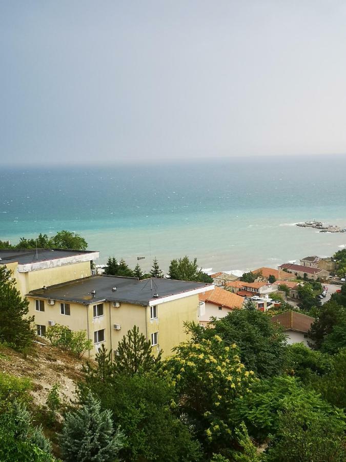 Complex Karia III Apartment Kavarna Exterior photo